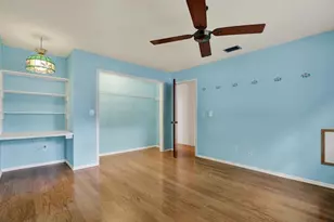 6906 Greenhill Pl, Tampa, FL 33617 - Photo 23