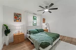 903 E Cayuga St, Tampa, FL 33603 - Photo 13