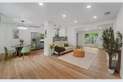 903 E Cayuga Street, Tampa, FL 33603 - Photo 3