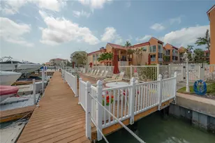 8921 Blind Pass Rd, Saint Pete Beach, FL 33706 - Photo 25