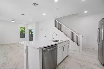 607 Silver Stream Court, Brandon, FL 33511 - Photo 11