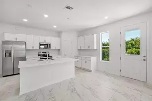 607 Silver Strm Ct, Brandon, FL 33511 - Photo 9