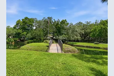 13626 Greenfield Drive #401, Tampa, FL 33618 - Photo 3