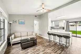 1428 Parkwood St, Clearwater, FL 33755 - Photo 3