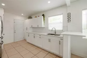 101 40th Ave NE, Saint Petersburg, FL 33703 - Photo 15