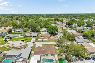 2959 Maple Ct, Dunedin, FL 34698 - Photo 3