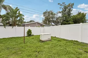 563 Eastview Rd, Largo, FL 33770 - Photo 35