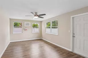 563 Eastview Rd, Largo, FL 33770 - Photo 29