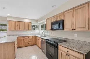 563 Eastview Rd, Largo, FL 33770 - Photo 9