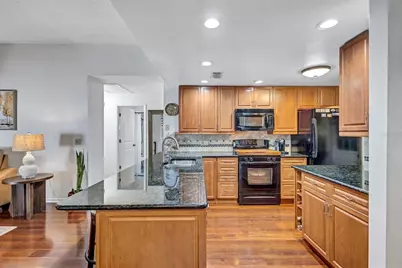 3437 35th Street N, Saint Petersburg, FL 33713 - Photo 9