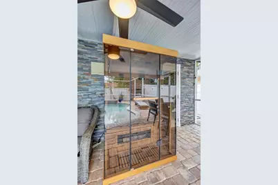 3437 35th Street N, Saint Petersburg, FL 33713 - Photo 17