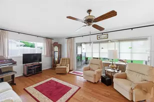 8566 108th Way, Seminole, FL 33772 - Photo 5