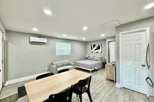 1803 E Frierson Ave, Tampa, FL 33610 - Photo 11