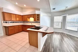 29439 Schinnecock Hills Ln, San Antonio, FL 33576 - Photo 11