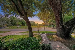 4705 N Blvd, Tampa, FL 33603 - Photo 3