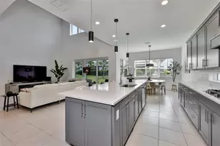 6107 Golden Bch Dr, Apollo Beach, FL 33572 - Photo 13