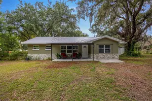 308 S Kingsway Rd, Seffner, FL 33584 - Photo 1