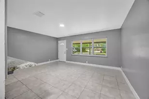 308 S Kingsway Rd, Seffner, FL 33584 - Photo 7