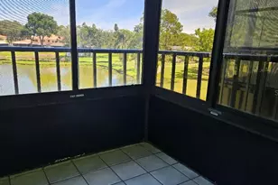 5920 80th St N, Saint Petersburg, FL 33709 - Photo 21
