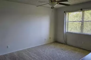 5920 80th St N, Saint Petersburg, FL 33709 - Photo 11