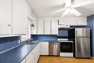 1730 50th St N, Saint Petersburg, FL 33710 - Photo 5