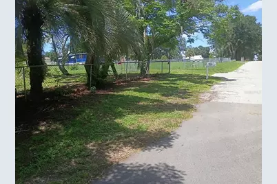 37247 Northside Drive, Zephyrhills, FL 33541 - Photo 31