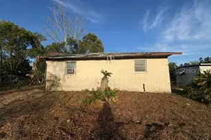 37247 Northside Dr, Zephyrhills, FL 33541 - Photo 7