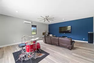 37904 Trilby Rd, Dade City, FL 33523 - Photo 61