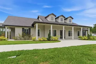 37904 Trilby Rd, Dade City, FL 33523 - Photo 3