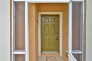 2010 Sifield Greens Way, Sun City Center, FL 33573 - Photo 9