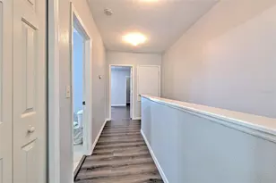 18504 Pebble Lake Ct, Tampa, FL 33647 - Photo 29