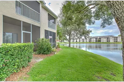 18504 Pebble Lake Court, Tampa, FL 33647 - Photo 13