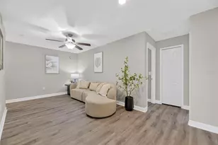 28511 Pleasant Bay Loop, Wesley Chapel, FL 33543 - Photo 31