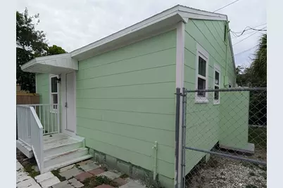 1834 28th Avenue N, Saint Petersburg, FL 33713 - Photo 1