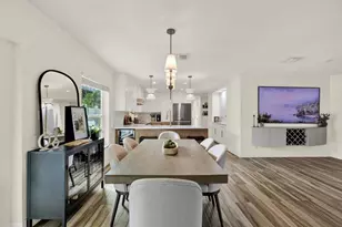 1308 Marion Dr S, Saint Petersburg, FL 33707 - Photo 7
