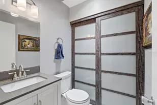 13988 Lake Point Dr, Clearwater, FL 33762 - Photo 25