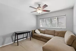 13988 Lake Point Dr, Clearwater, FL 33762 - Photo 33