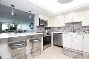 17920 Gulf Blvd, Redington Shores, FL 33708 - Photo 9
