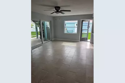 145 131st Avenue E #3, Saint Petersburg, FL 33708 - Photo 5