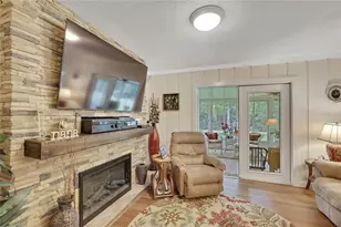 7052 Sparkling Creek Ct, Spring Hill, FL 34606 - Photo 19