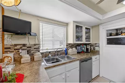 3312 N Lake Drive, Plant City, FL 33563 - Photo 13