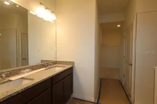 2849 Marrakesh Ln, Sarasota, FL 34234 - Photo 9