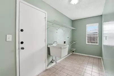 1012 Redbud Circle, Plant City, FL 33563 - Photo 9