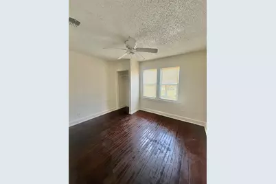 1900 19th Street S, Saint Petersburg, FL 33712 - Photo 5