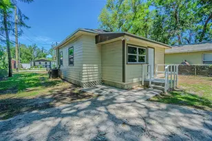 8305 N Klondyke St, Tampa, FL 33604 - Photo 17