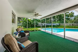 2093 Ashbury Dr, Clearwater, FL 33764 - Photo 25