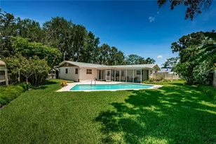 2093 Ashbury Dr, Clearwater, FL 33764 - Photo 45