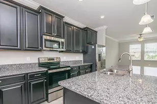 18628 Noble Caspian Dr, Lutz, FL 33558 - Photo 7