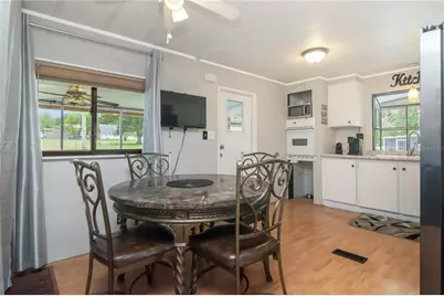 39219 Ola Avenue, Zephyrhills, FL 33542 - Photo 11