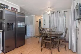 39219 Ola Ave, Zephyrhills, FL 33542 - Photo 9